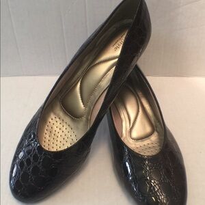 Hush Puppies - Dark brown low wedge heel.